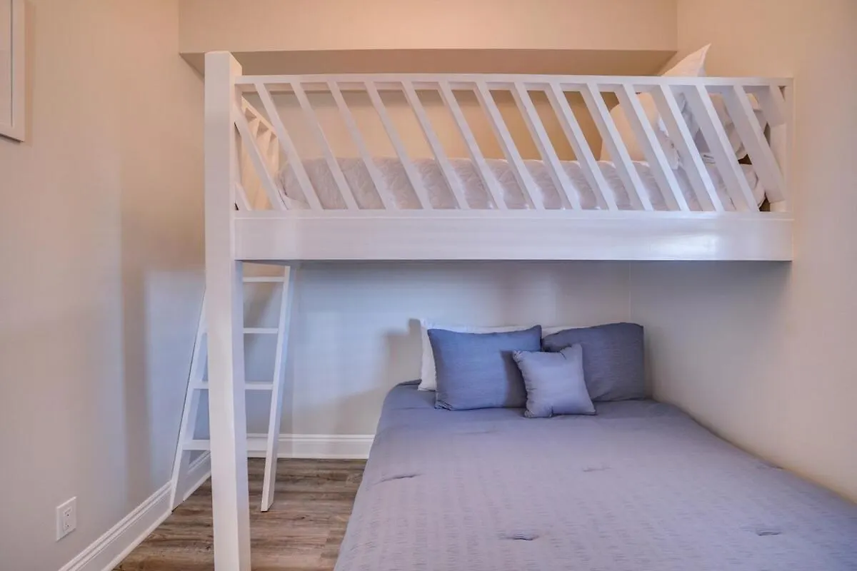 1104 West 3 Bedrooms Including 2 King Bedrooms And Custom Room Panama City Beach Apartment