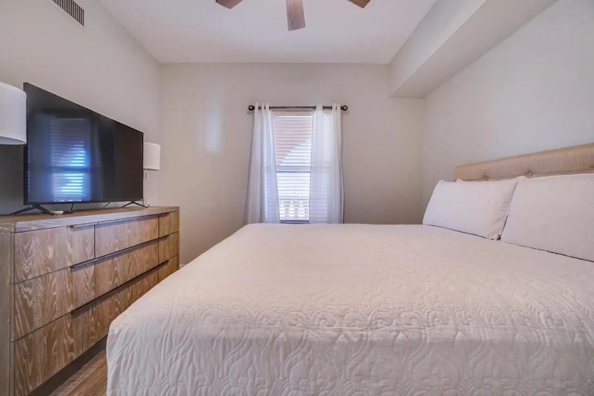 1104 West 3 Bedrooms Including 2 King Bedrooms And Custom Room Panama City Beach