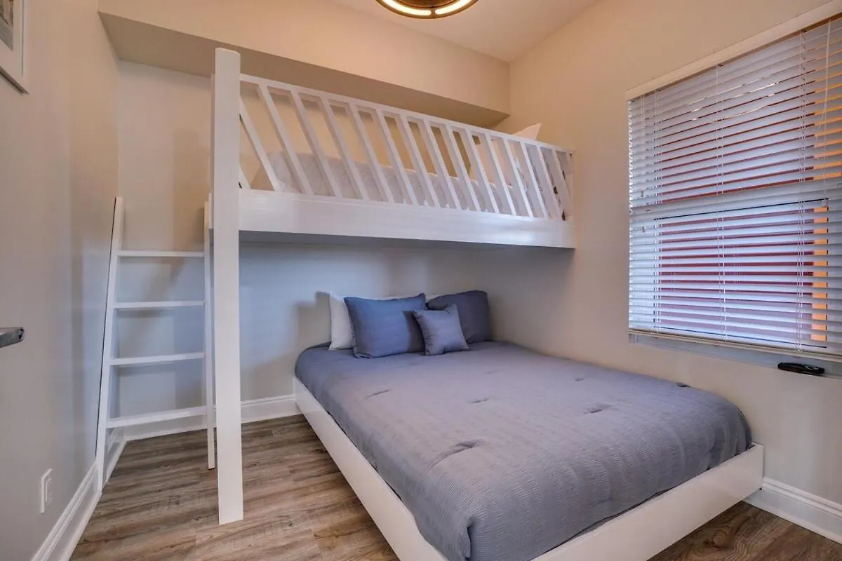 1104 West 3 Bedrooms Including 2 King Bedrooms And Custom Room Panama City Beach United States